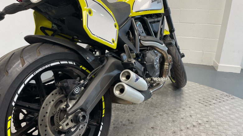 Ducati Scrambler Flat Track Pro (MY16)